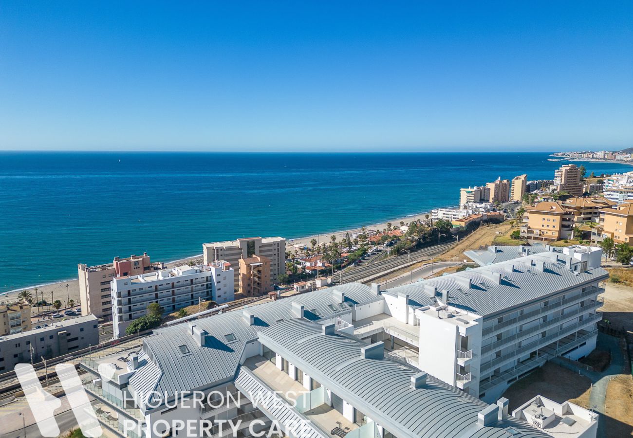 Apartment in Fuengirola - Impressive 2Bed Full Sea views!