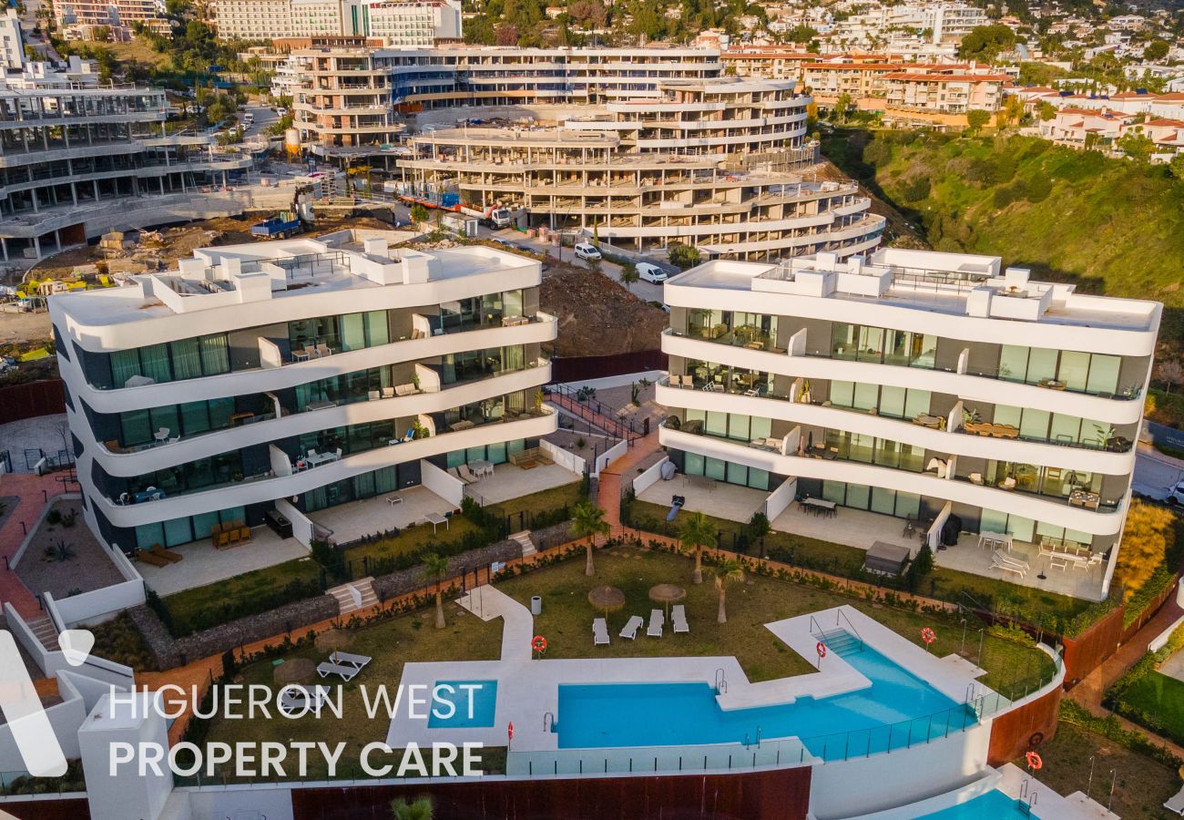 Apartment in Fuengirola - Beautiful 2-Bedroom Apartment in Higuerón West