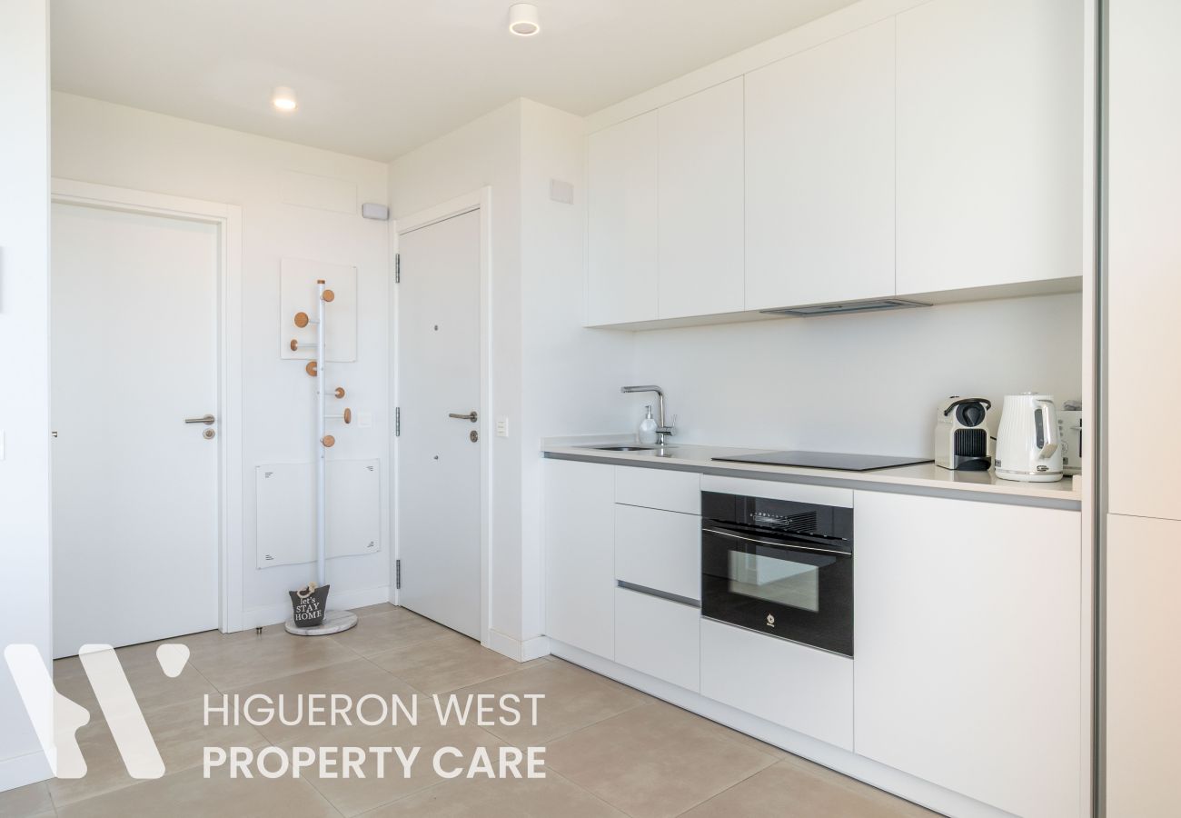 Apartment in Fuengirola - The Palm Escape by HWPC