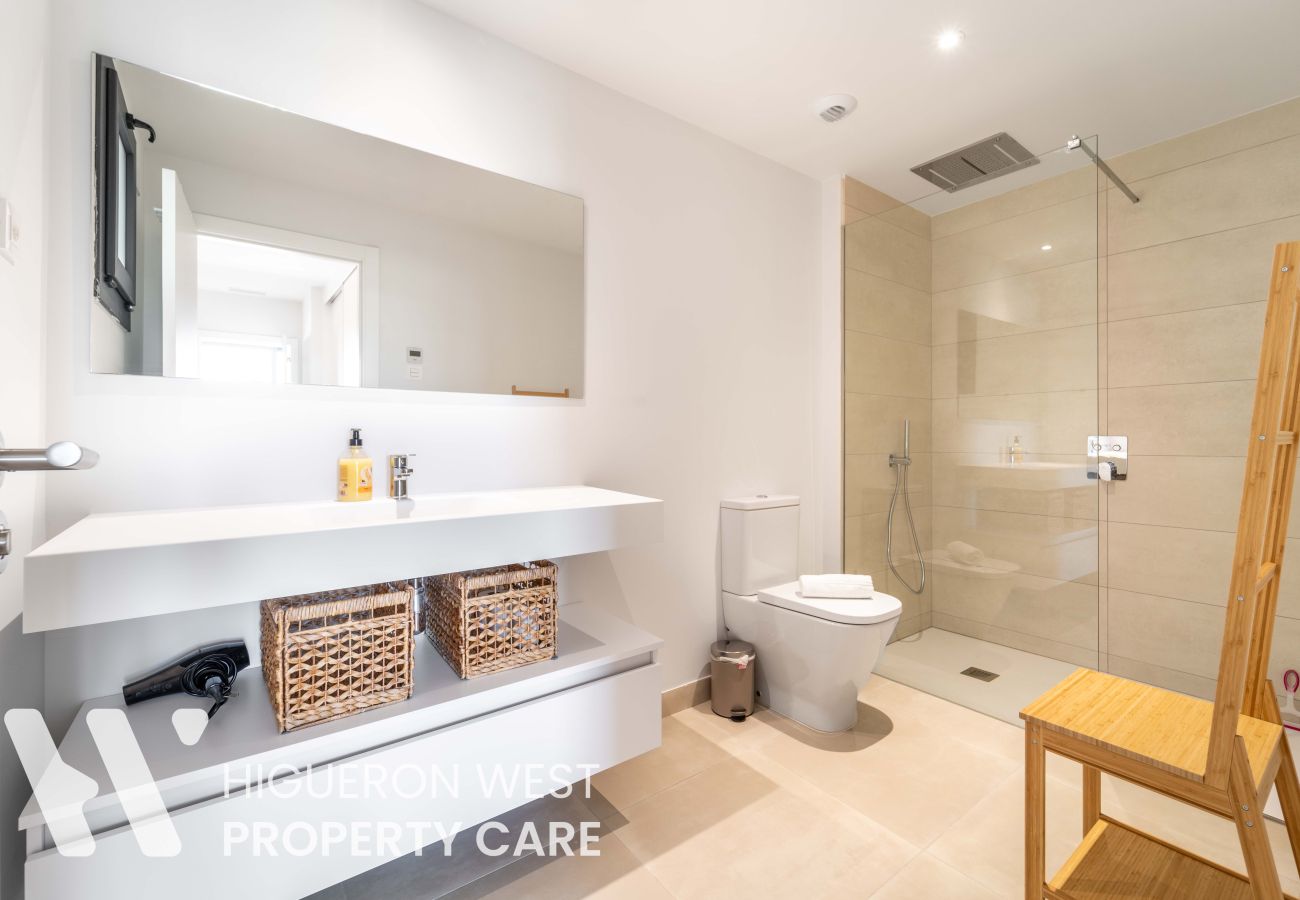 Apartment in Fuengirola - El Sol Sur by HWPC