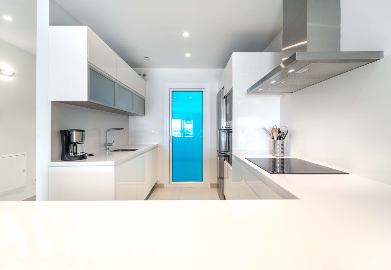 Apartment in Benalmádena - The Sunset Vista – The Hill Collection by HWPC