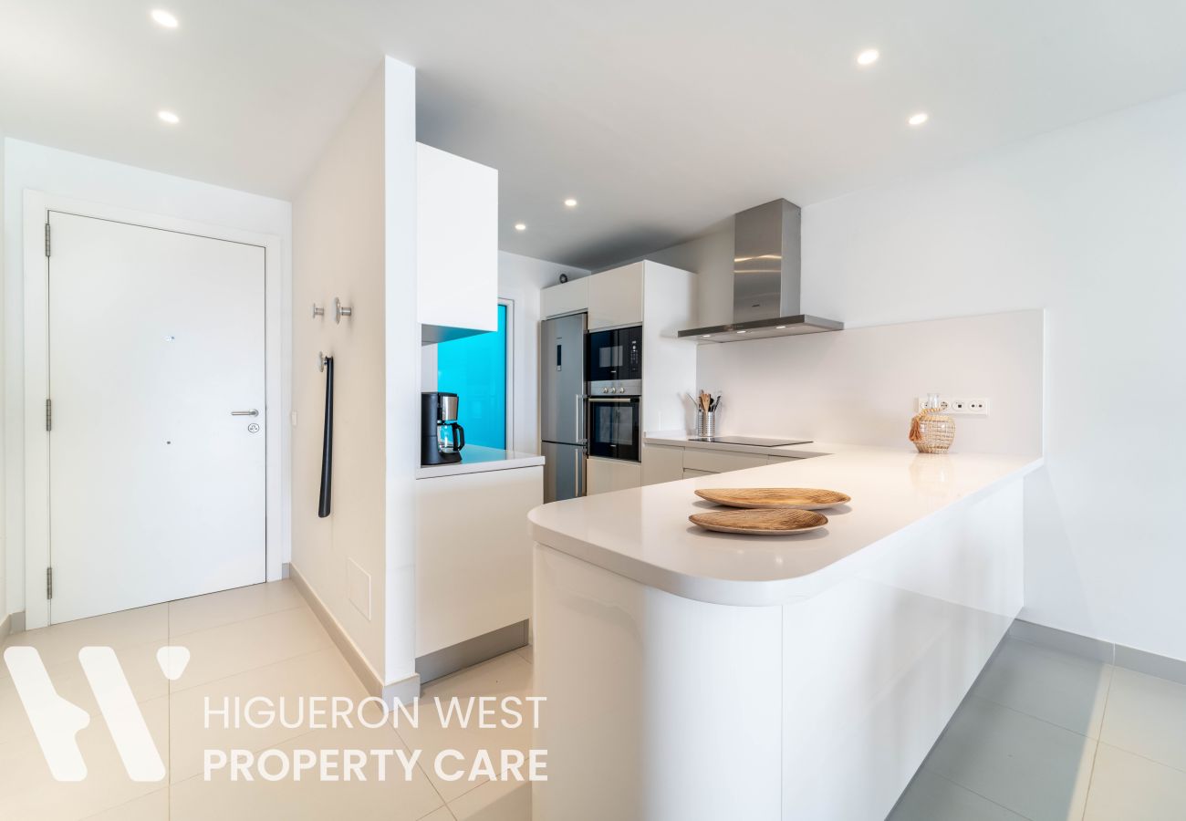 Apartment in Benalmádena - The Sunset Vista – The Hill Collection by HWPC