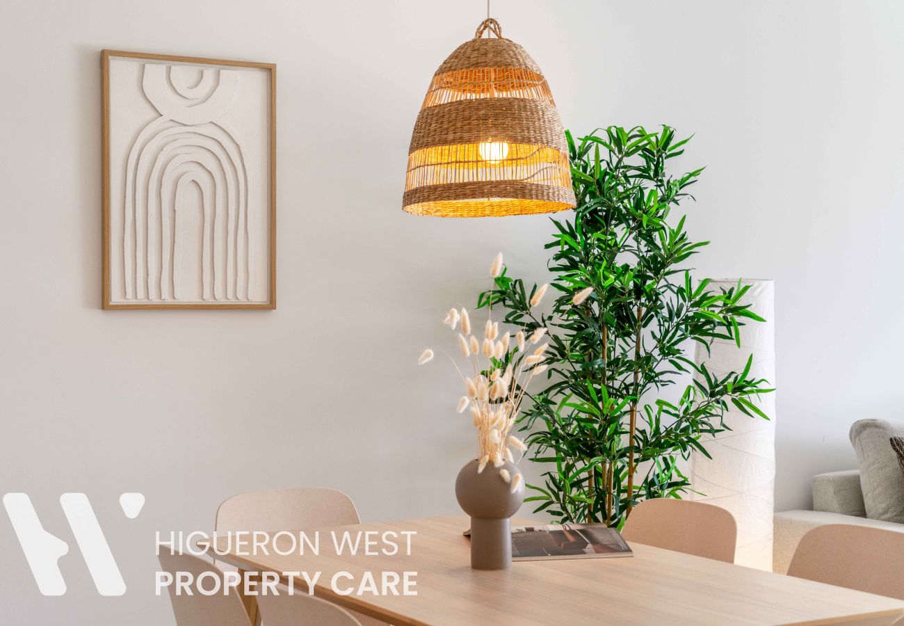 Apartment in Benalmádena - The Sunset Vista – The Hill Collection by HWPC