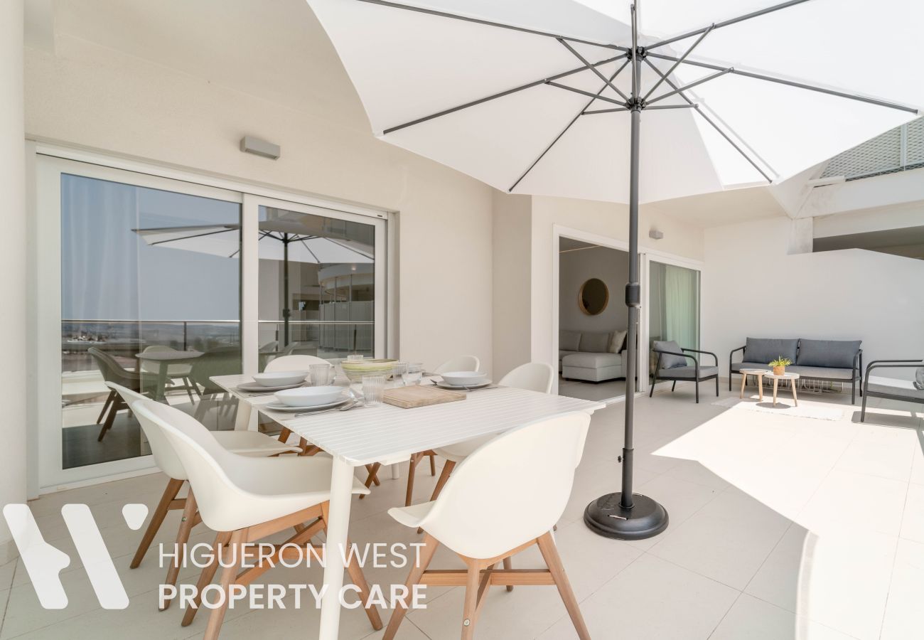 Apartment in Benalmádena - The Sunset Vista – The Hill Collection by HWPC