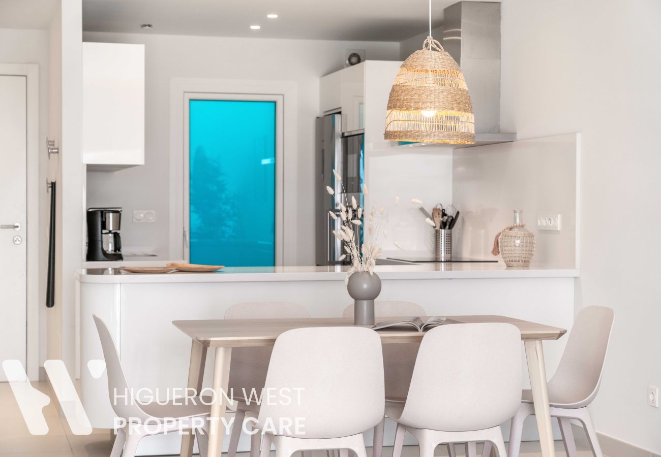 Apartment in Benalmádena - The Sunset Vista – The Hill Collection by HWPC