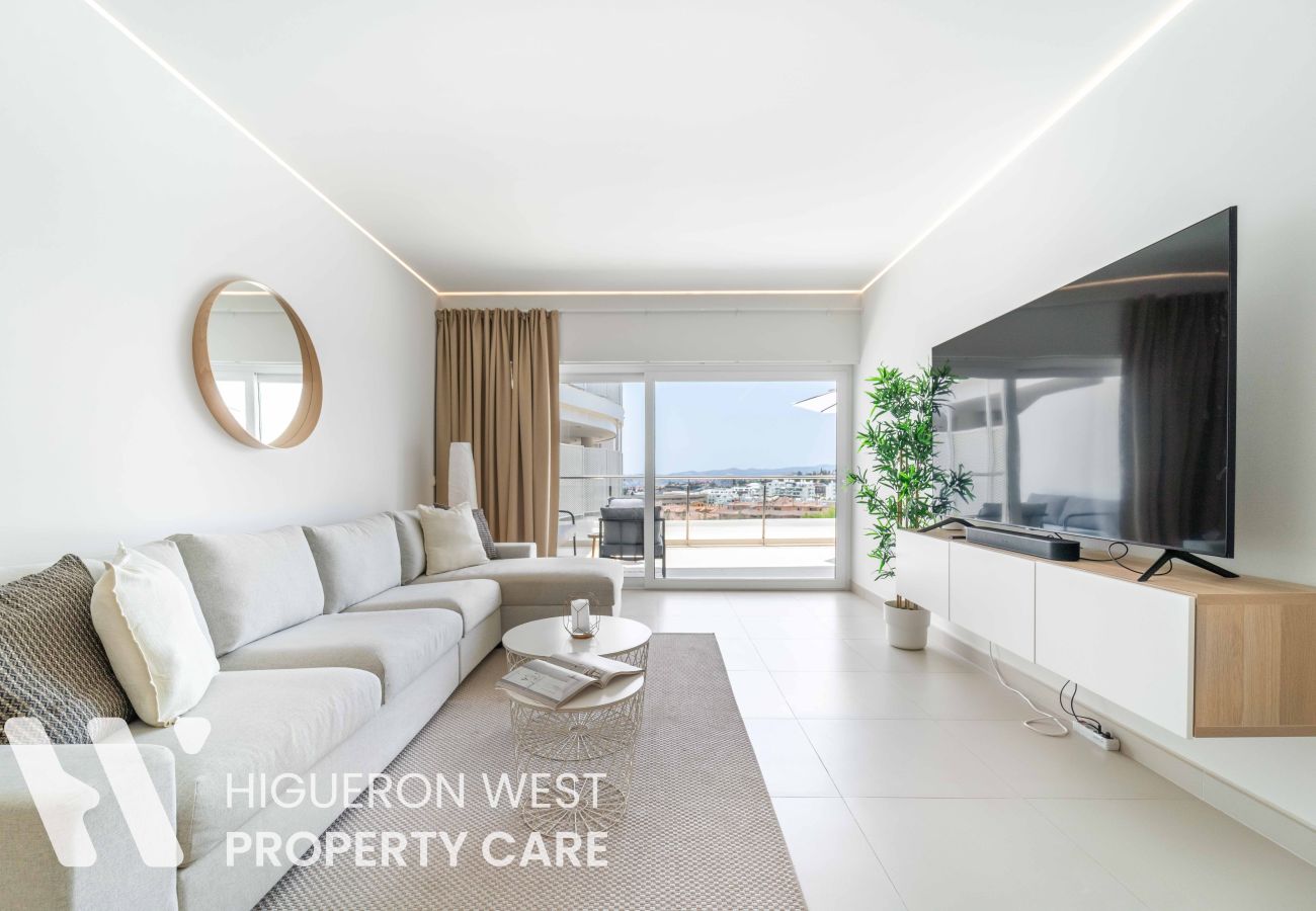 Apartment in Benalmádena - The Sunset Vista – The Hill Collection by HWPC