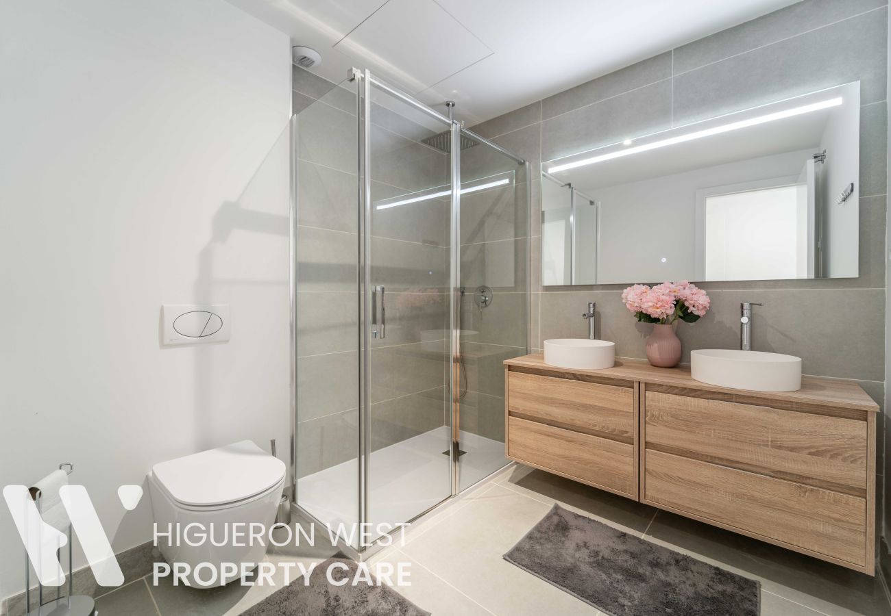 Apartment in Fuengirola - The Family Garden by HWPC