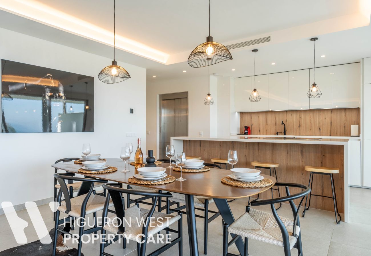 Apartment in Benalmádena - Luma View Retreat By HWPC