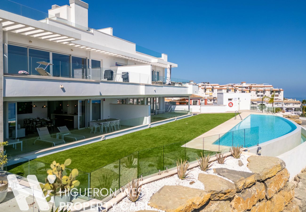 Apartment in Benalmádena - Luma View Retreat By HWPC