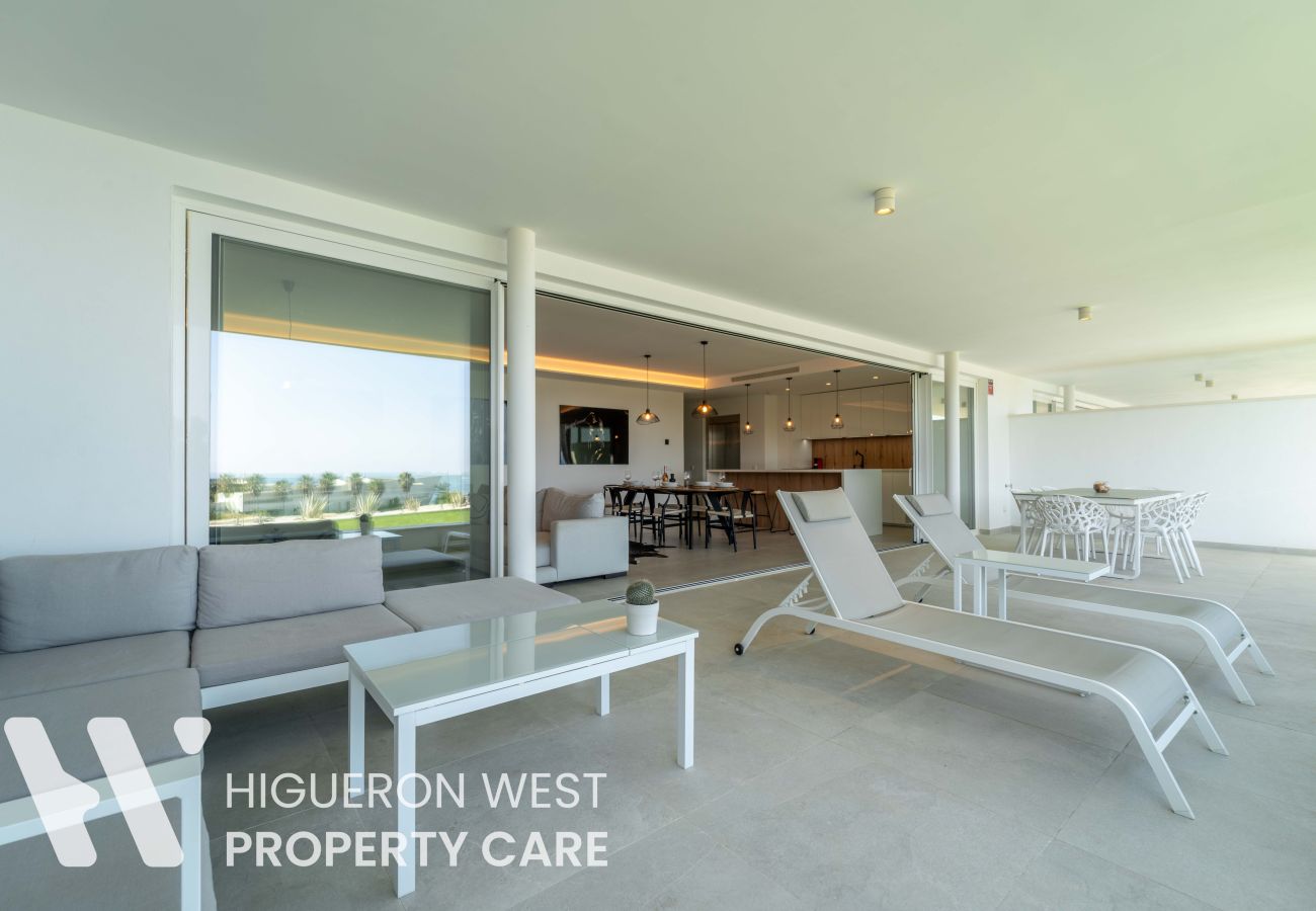Apartment in Benalmádena - Luma View Retreat By HWPC