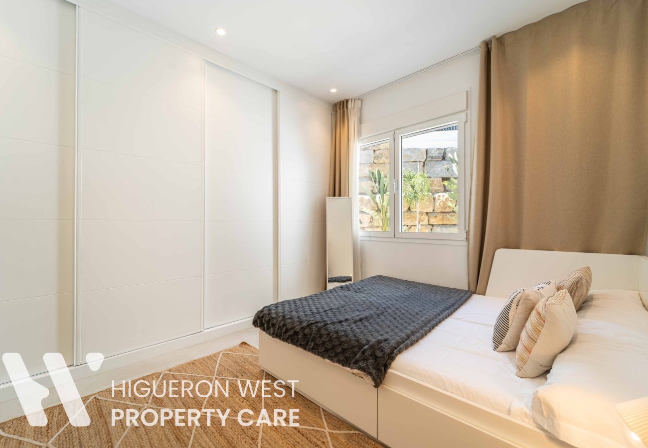 Apartment in Benalmádena - Luma View Retreat By HWPC