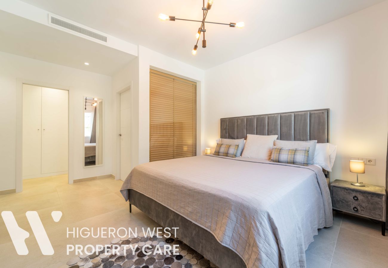 Apartment in Benalmádena - Luma View Retreat By HWPC