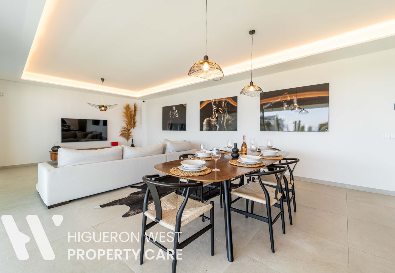 Apartment in Benalmádena - Luma View Retreat By HWPC