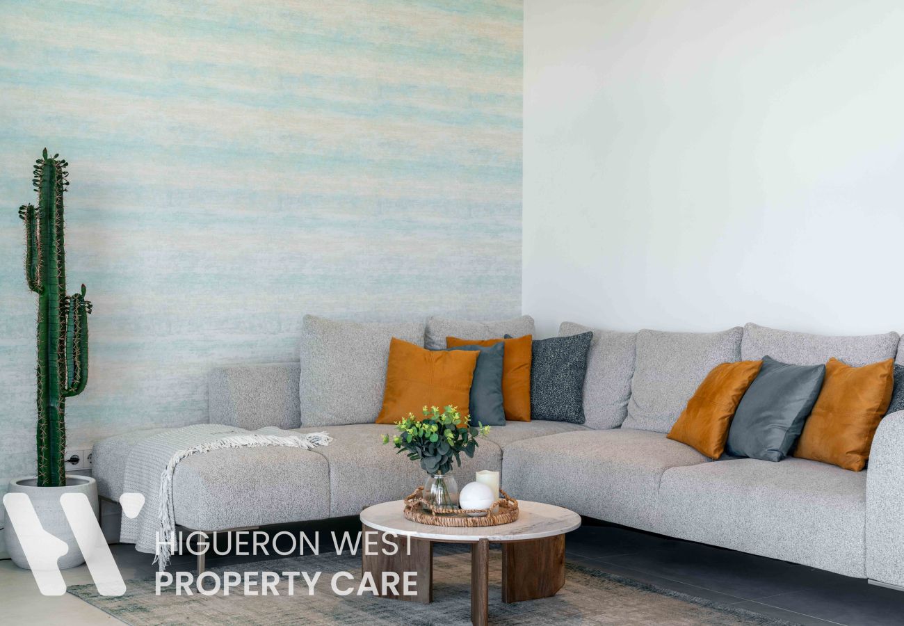 Apartment in Fuengirola - The Blue Horizon by HWP