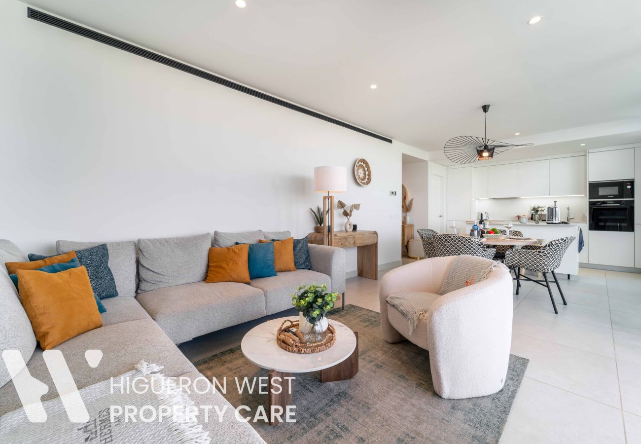 Apartment in Fuengirola - The Blue Horizon by HWP