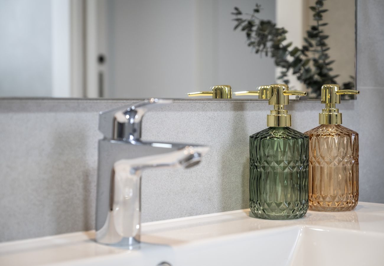 Apartment in Fuengirola - Terraza Mar by HWPC