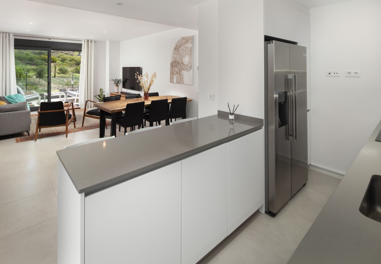 Apartment in Fuengirola - Terraza Mar by HWPC