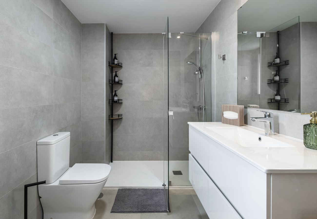 Apartment in Fuengirola - Terraza Mar by HWPC