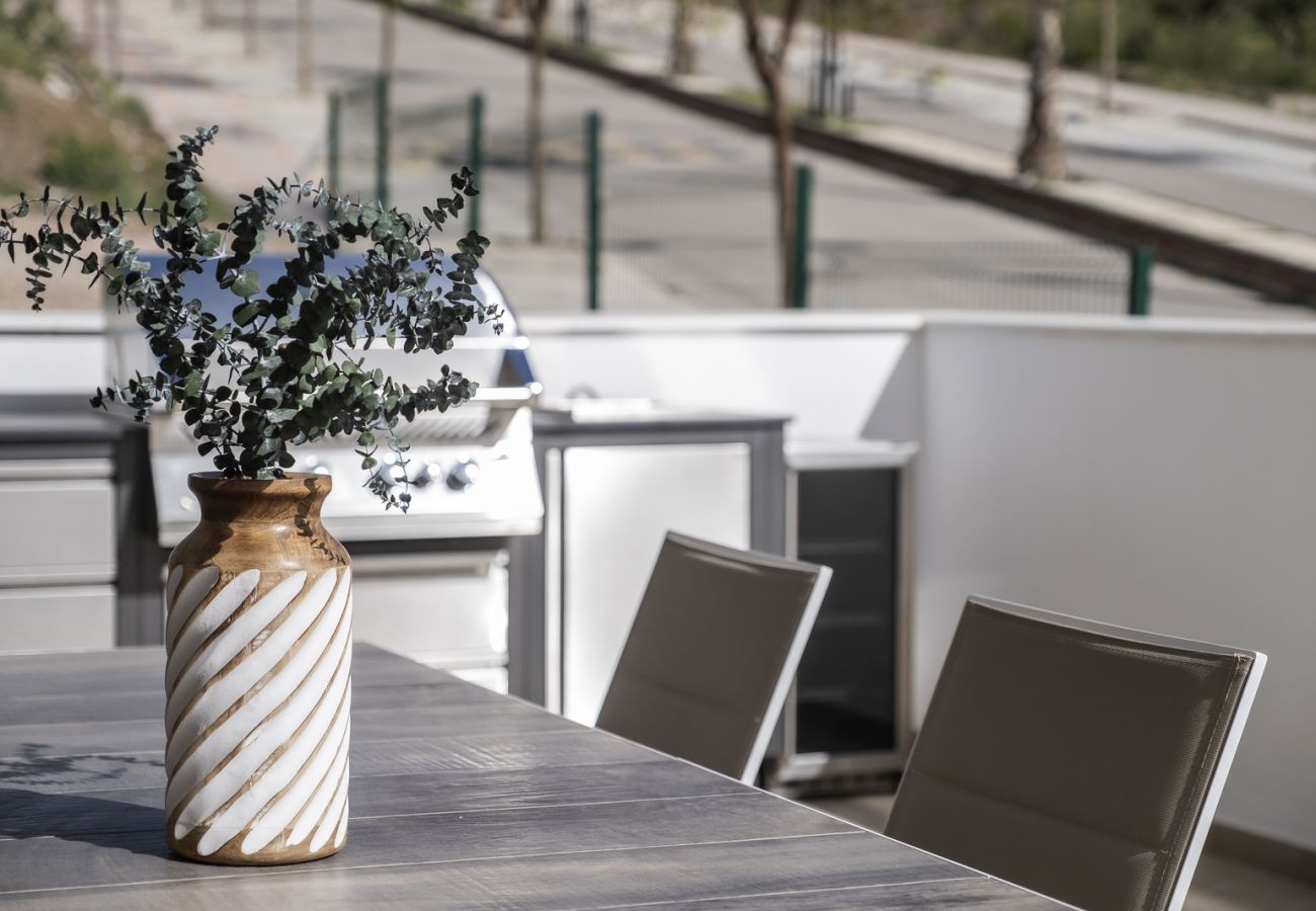 Apartment in Fuengirola - Terraza Mar by HWPC