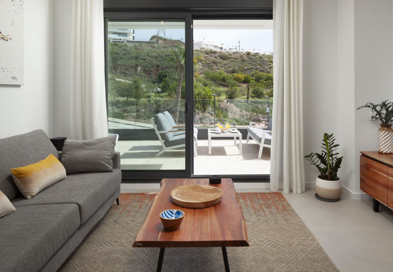 Apartment in Fuengirola - Terraza Mar by HWPC