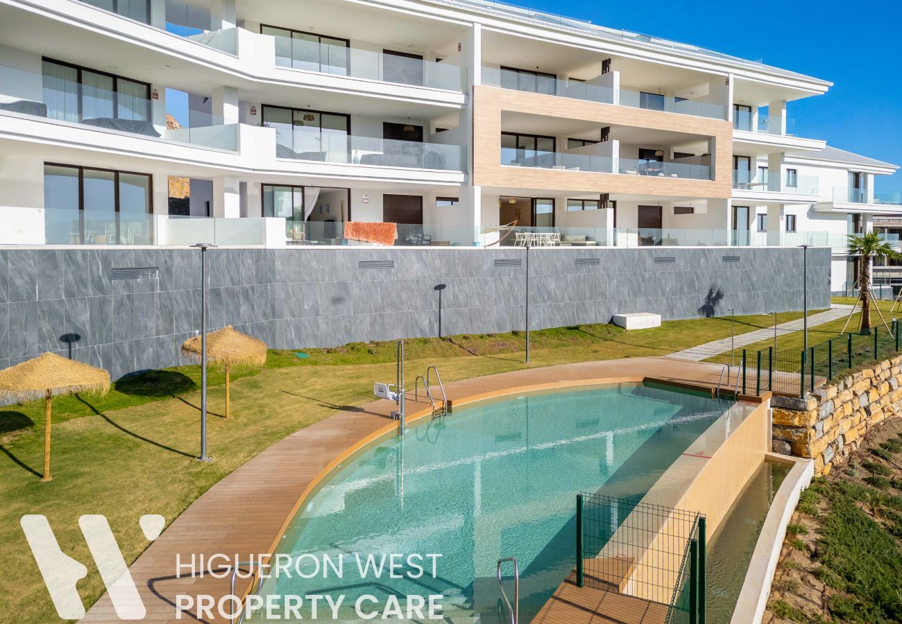 Apartment in Fuengirola - The Oasis in Las Lomas by HWPC 