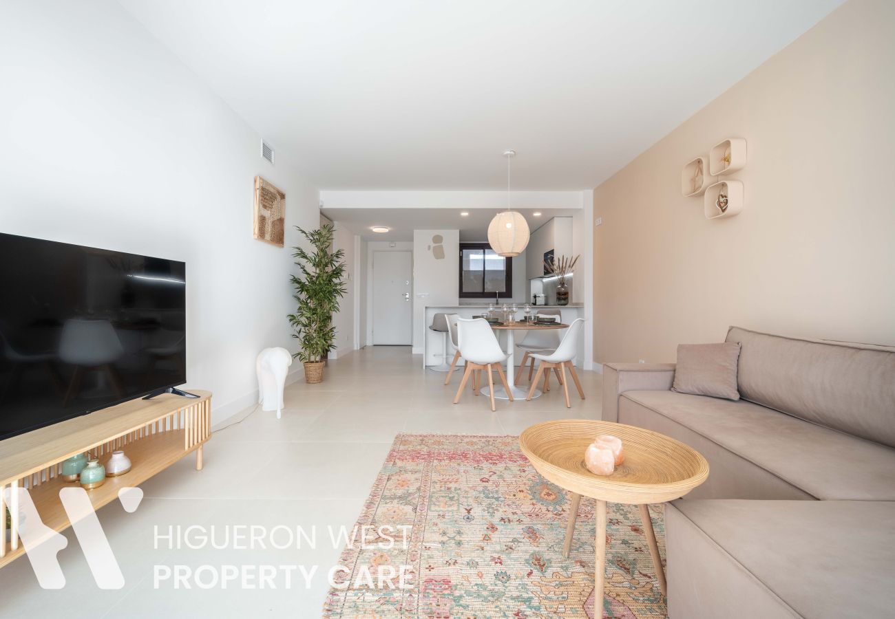 Apartment in Fuengirola - The Oasis in Las Lomas by HWPC 