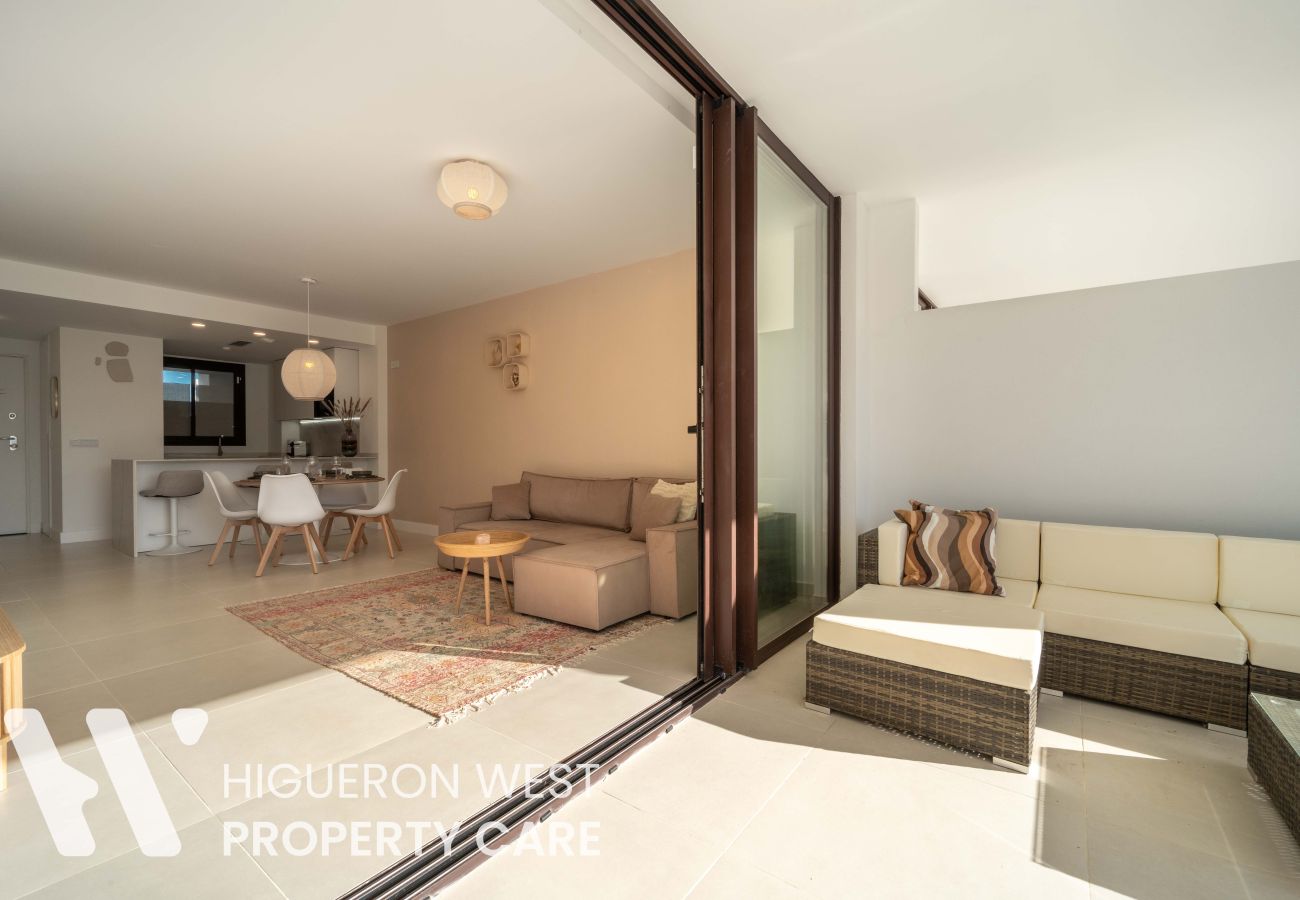 Apartment in Fuengirola - The Oasis in Las Lomas by HWPC 