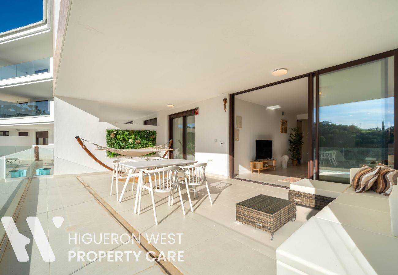 Apartment in Fuengirola - The Oasis in Las Lomas by HWPC 