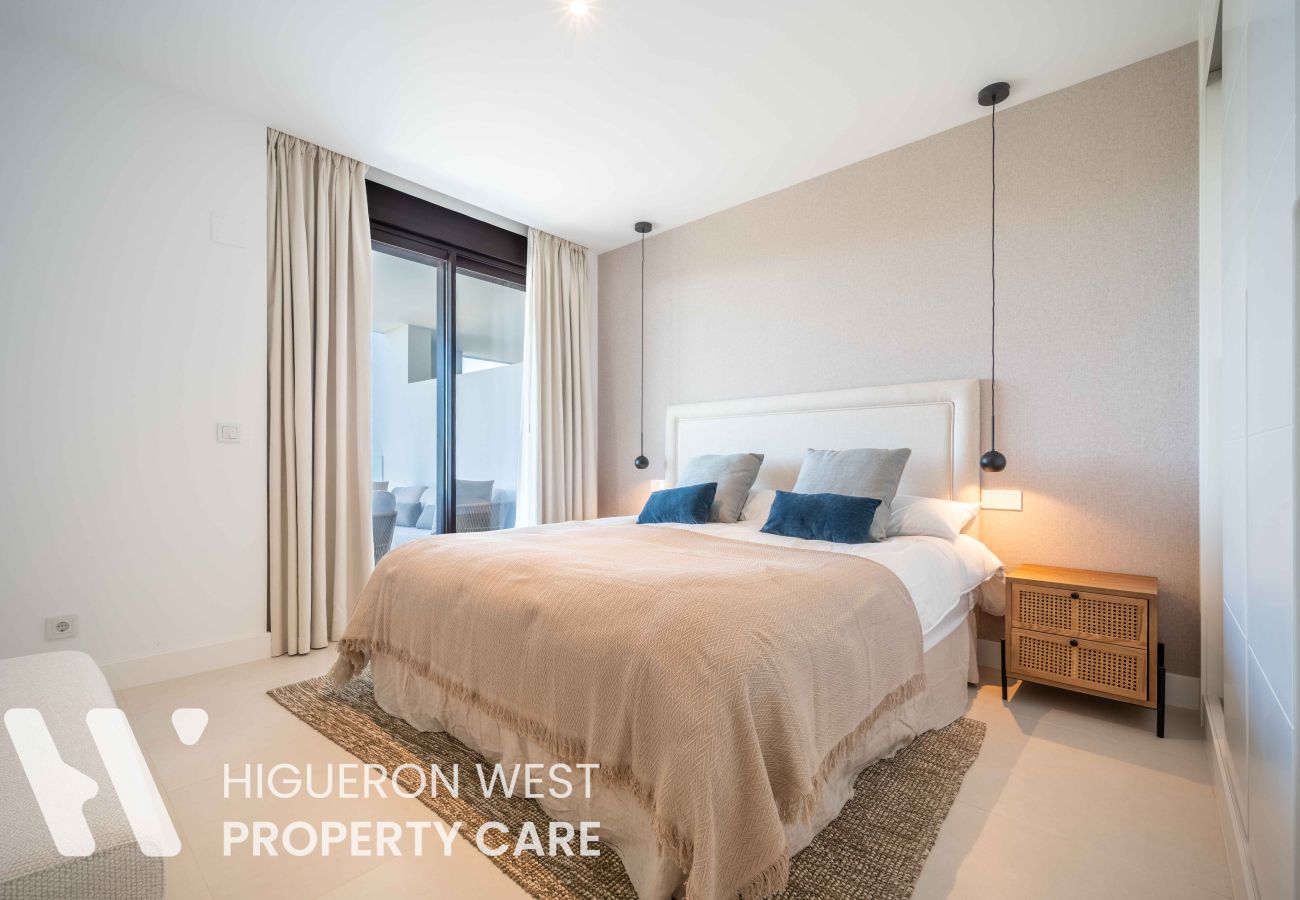 Apartment in Fuengirola - Infinity View by HWPC