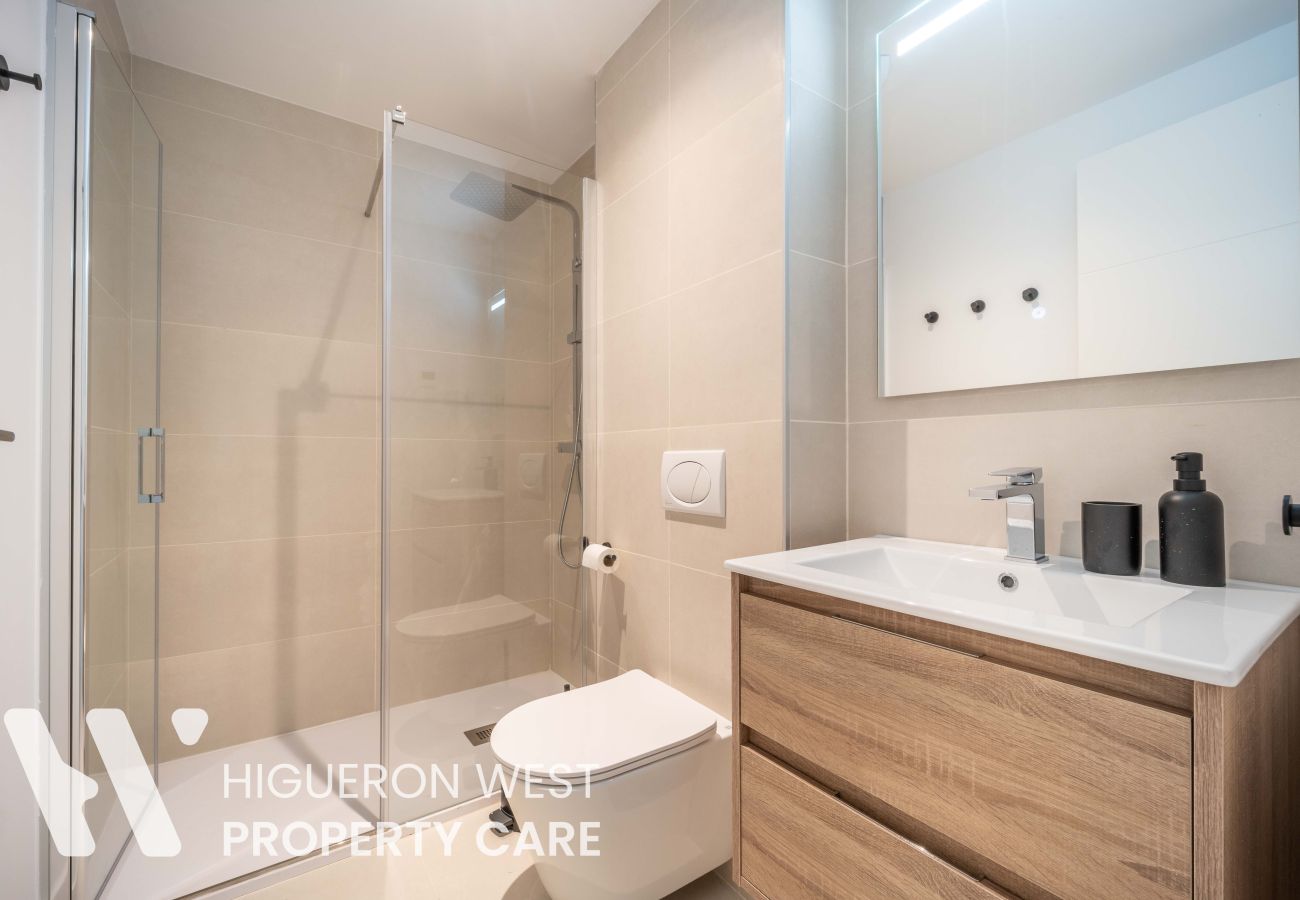 Apartment in Fuengirola - Infinity View by HWPC