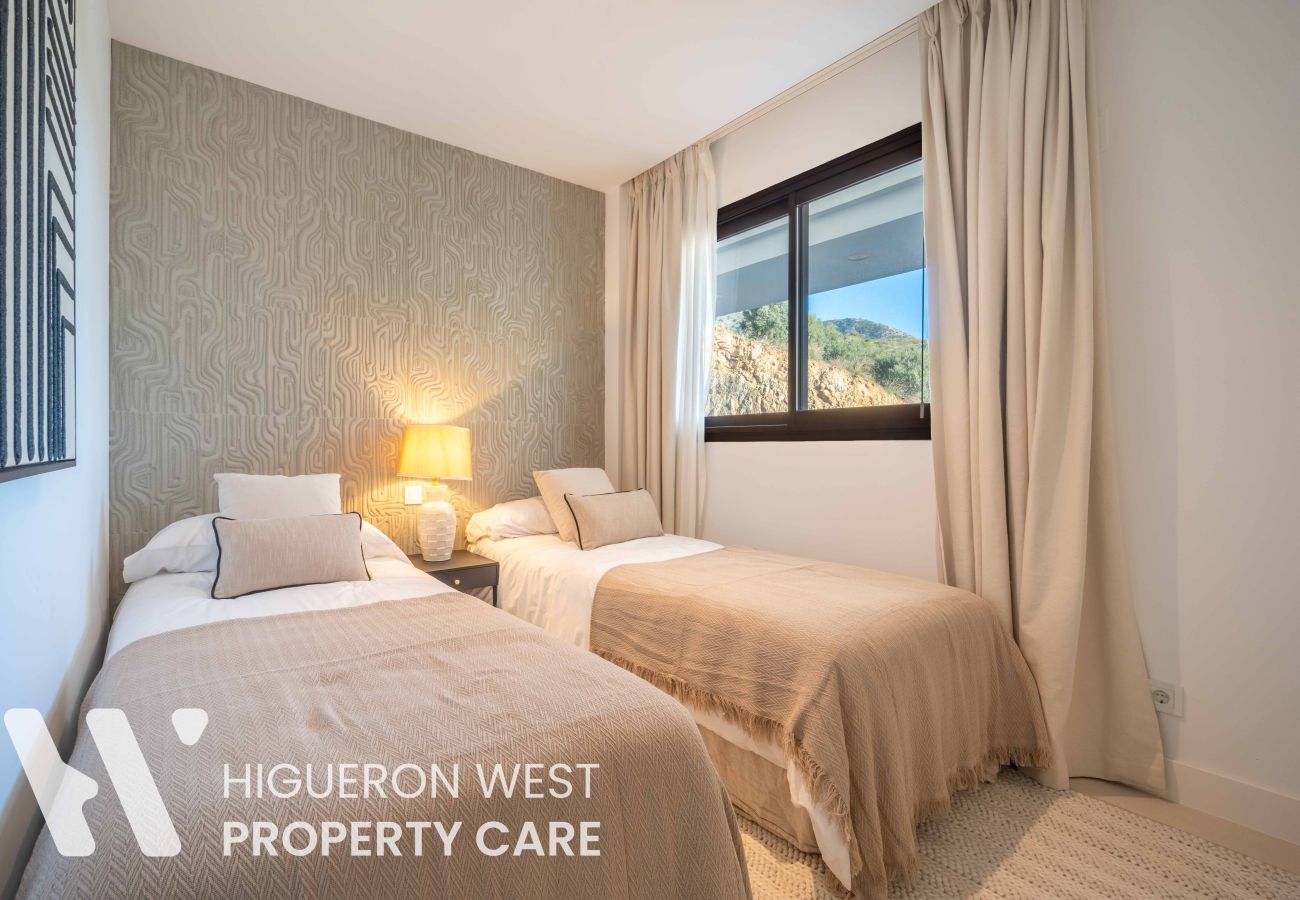 Apartment in Fuengirola - Infinity View by HWPC