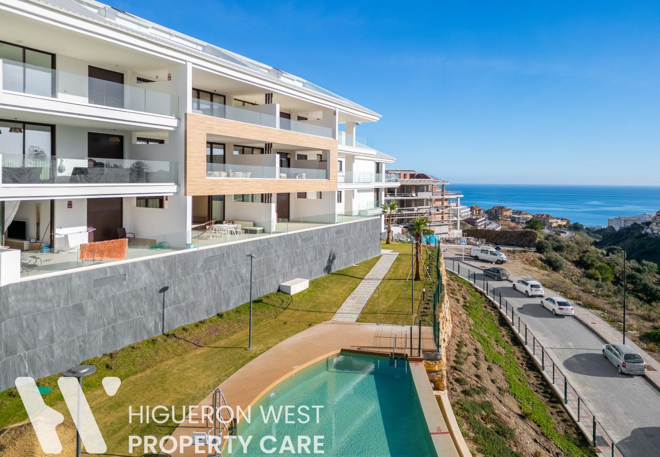 Apartment in Fuengirola - Infinity View by HWPC