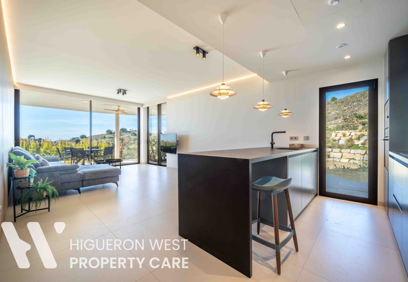 Apartment in Fuengirola - Aalborg Mezcal