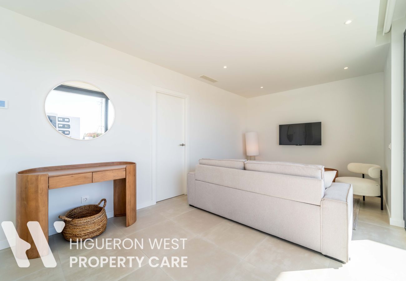 Apartment in Fuengirola - The West Breeze by HWPC