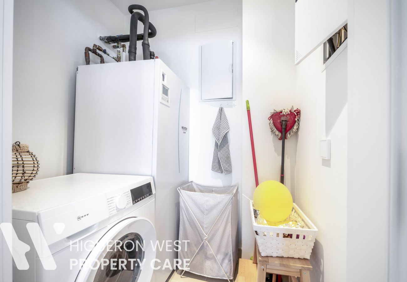 Apartment in Fuengirola - Palm Retreat by HWPC