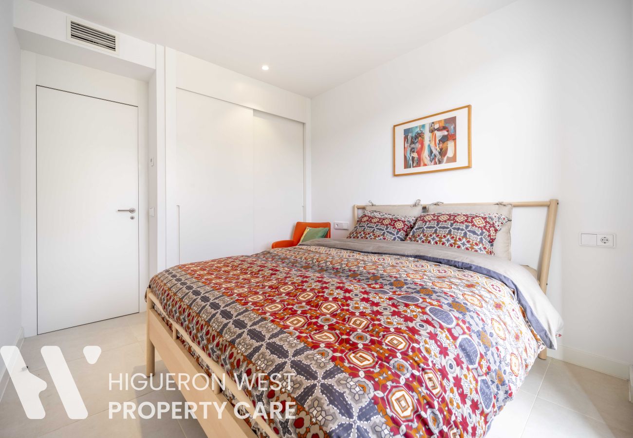 Apartment in Fuengirola - Palm Retreat by HWPC