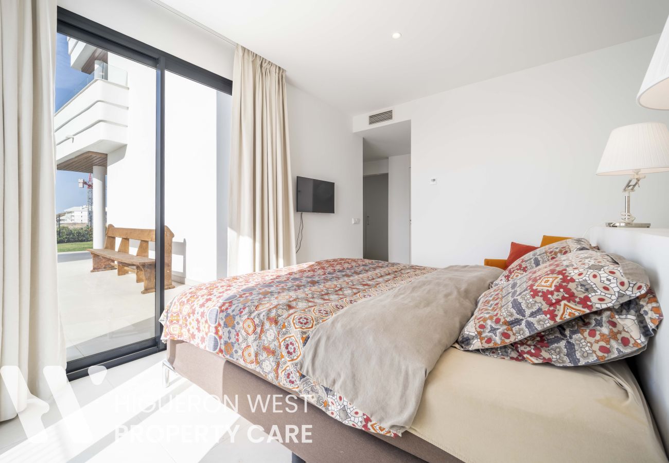 Apartment in Fuengirola - Palm Retreat by HWPC