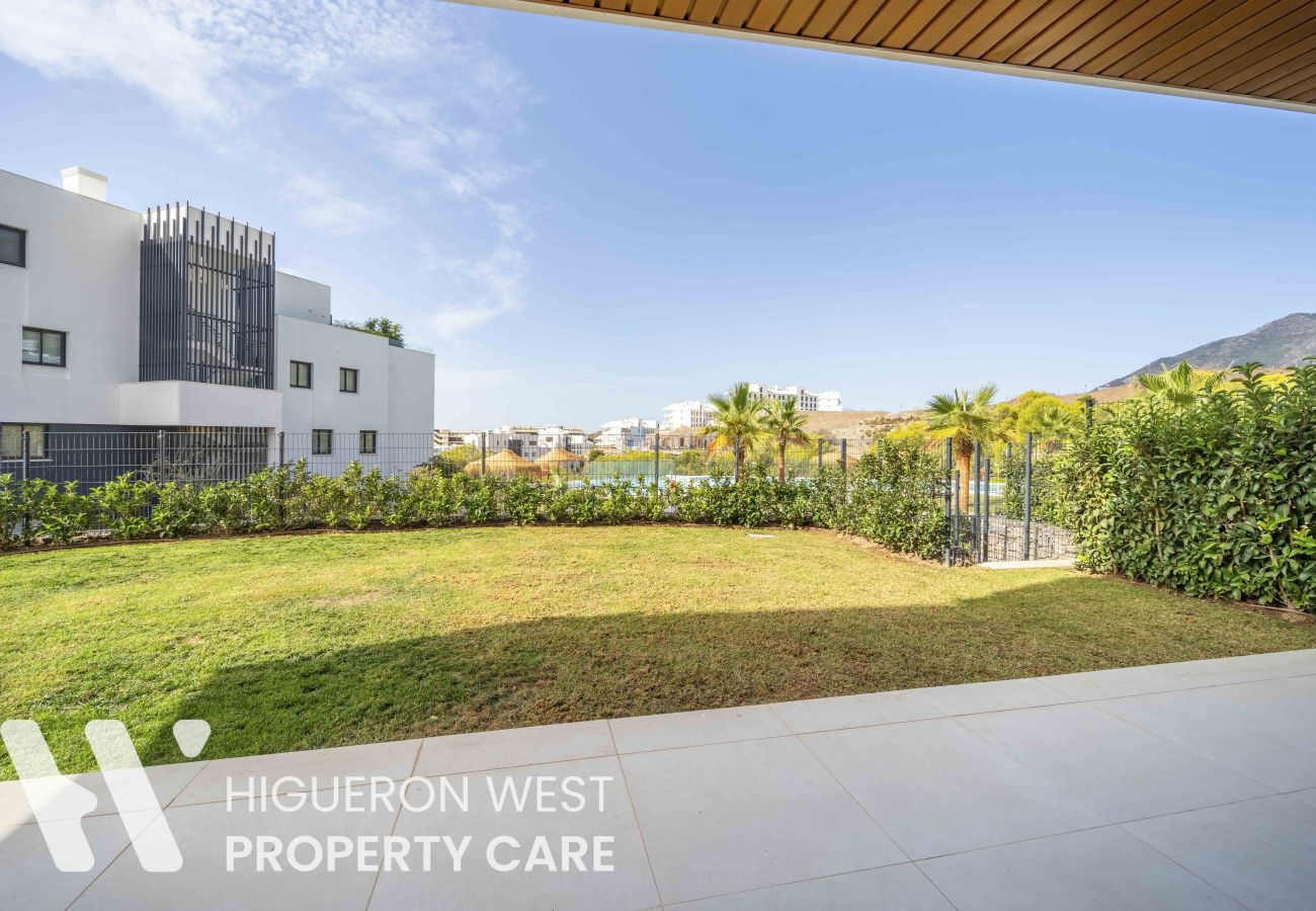 Apartment in Fuengirola - Palm Retreat by HWPC