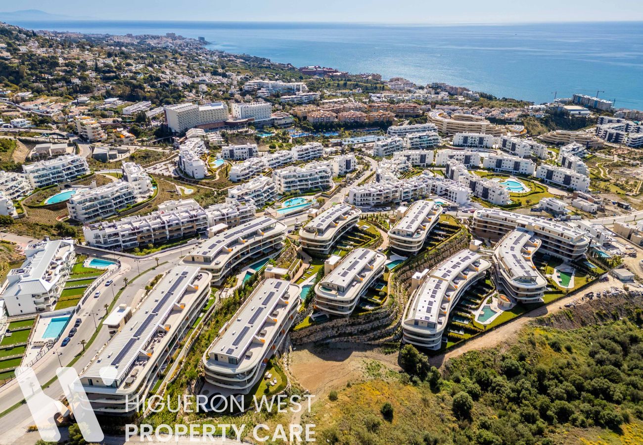 Apartment in Fuengirola - The Sun & Sea Pool Hideaway by HWPC