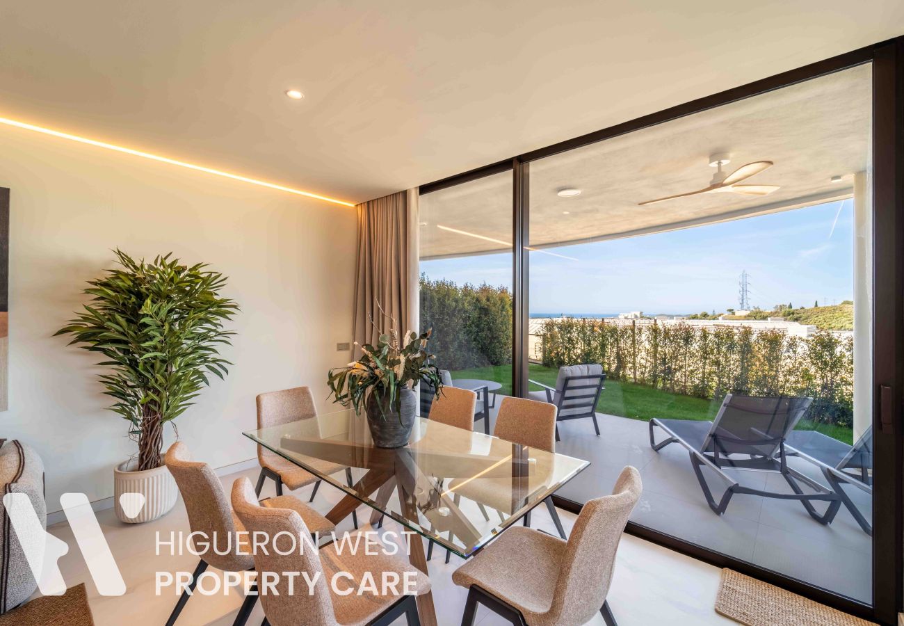 Apartment in Fuengirola - The Sun & Sea Pool Hideaway by HWPC