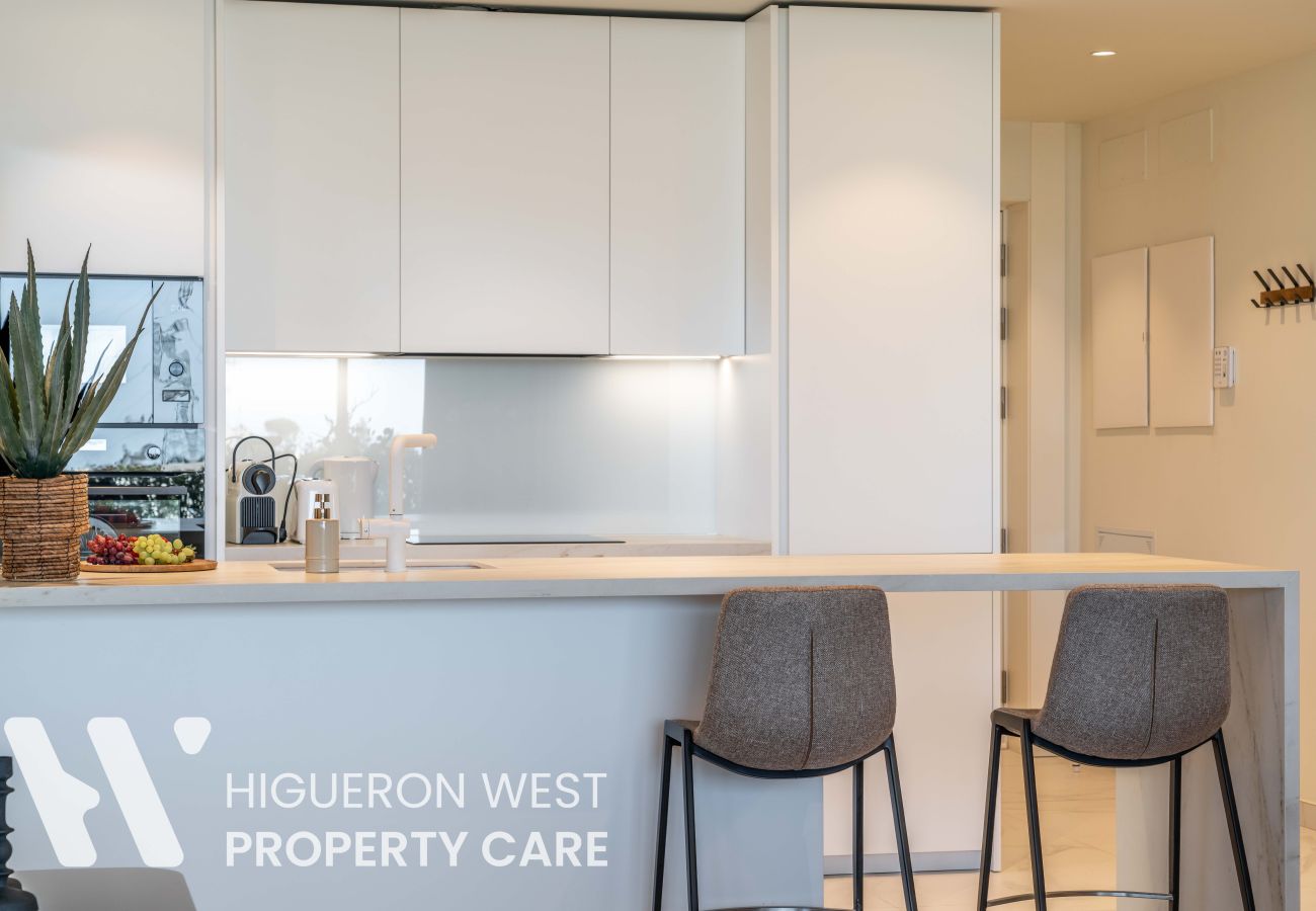 Apartment in Fuengirola - The Sun & Sea Pool Hideaway by HWPC