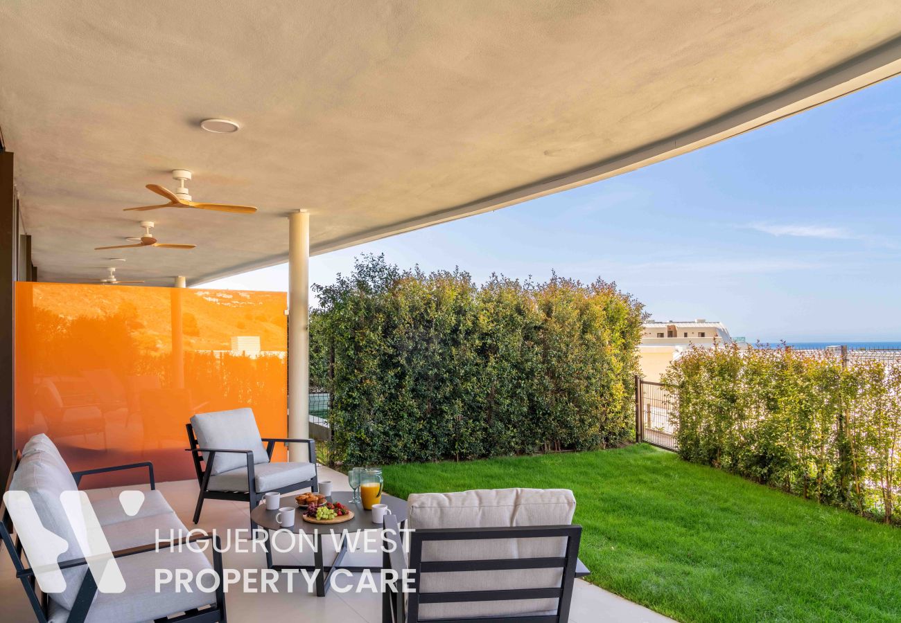 Apartment in Fuengirola - The Sun & Sea Pool Hideaway by HWPC