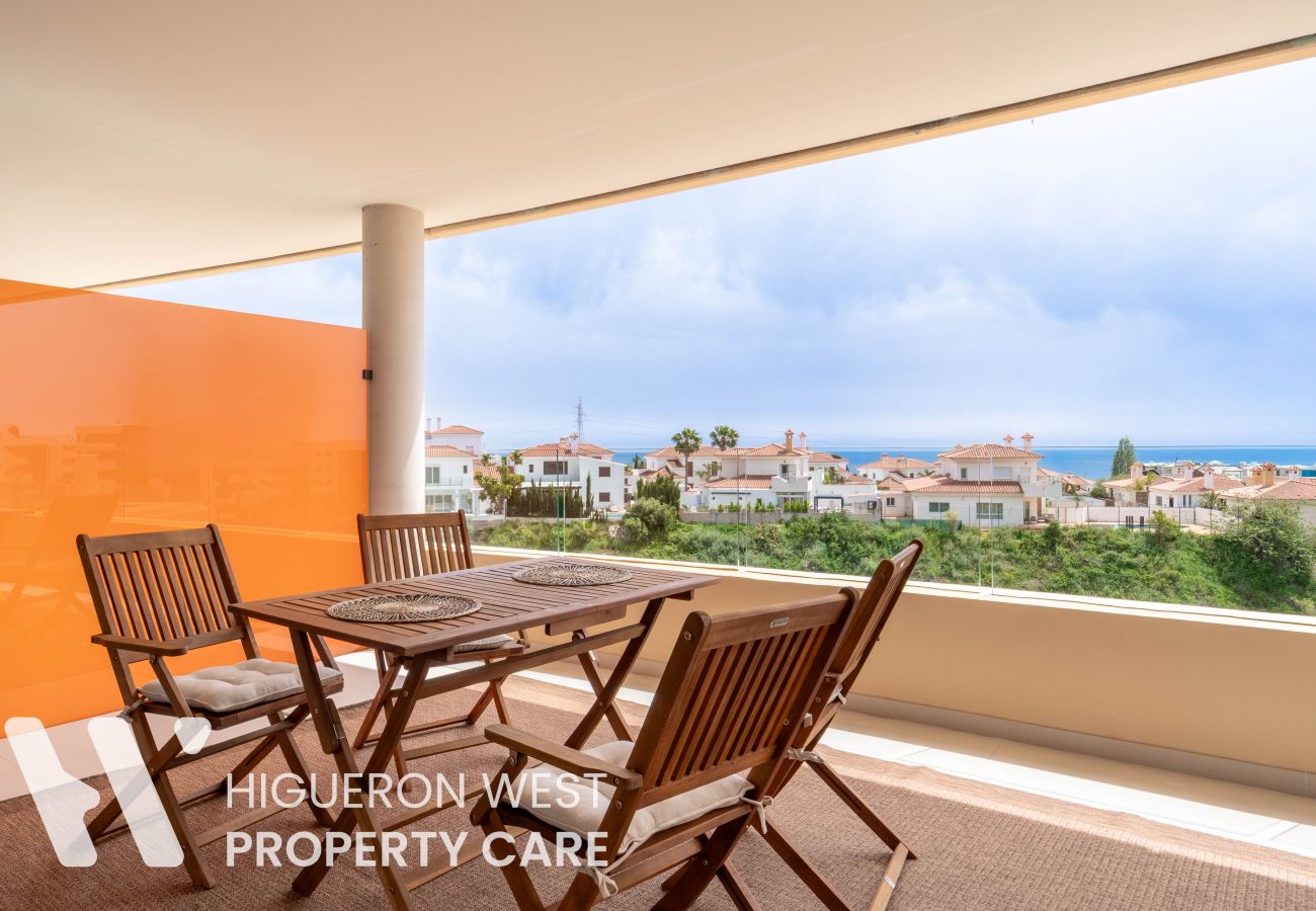 Apartment in Fuengirola - The Sunset Horizon Retreat by HWPC