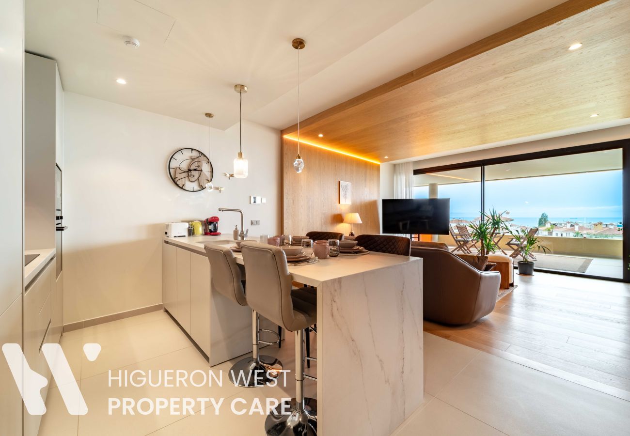 Apartment in Fuengirola - The Sunset Horizon Retreat by HWPC