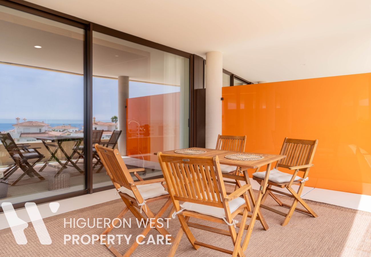 Apartment in Fuengirola - The Sunset Horizon Retreat by HWPC