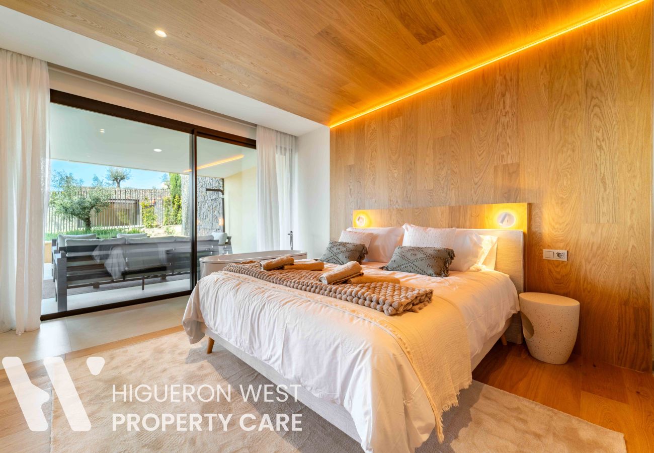Apartment in Fuengirola - The Horizon Pool Terrace by HWPC