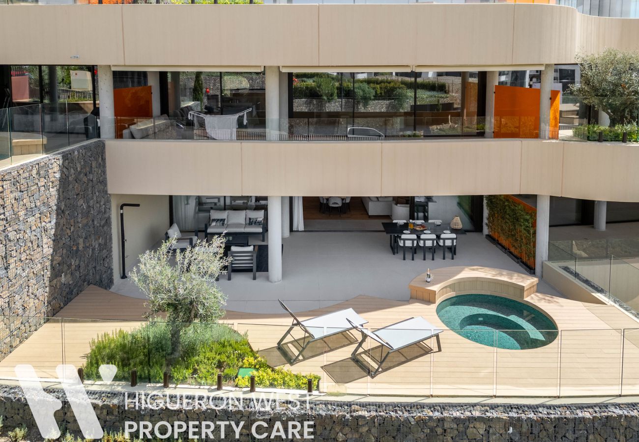 Apartment in Fuengirola - The Horizon Pool Terrace by HWPC