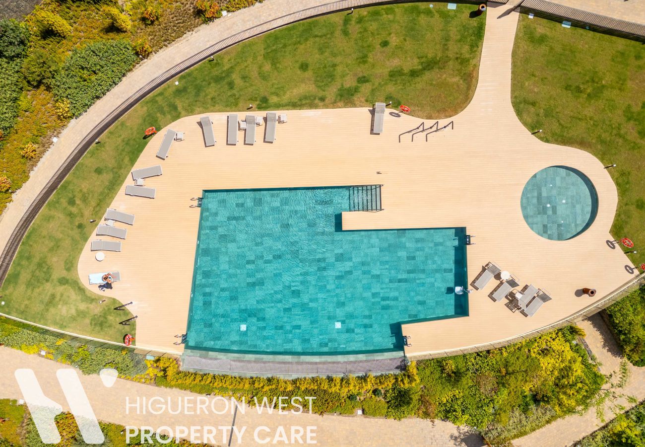 Apartment in Fuengirola - The Horizon Pool Terrace by HWPC
