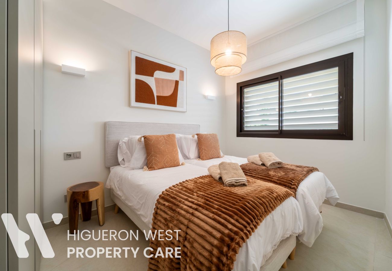 Apartment in Fuengirola - The Horizon Pool Terrace by HWPC