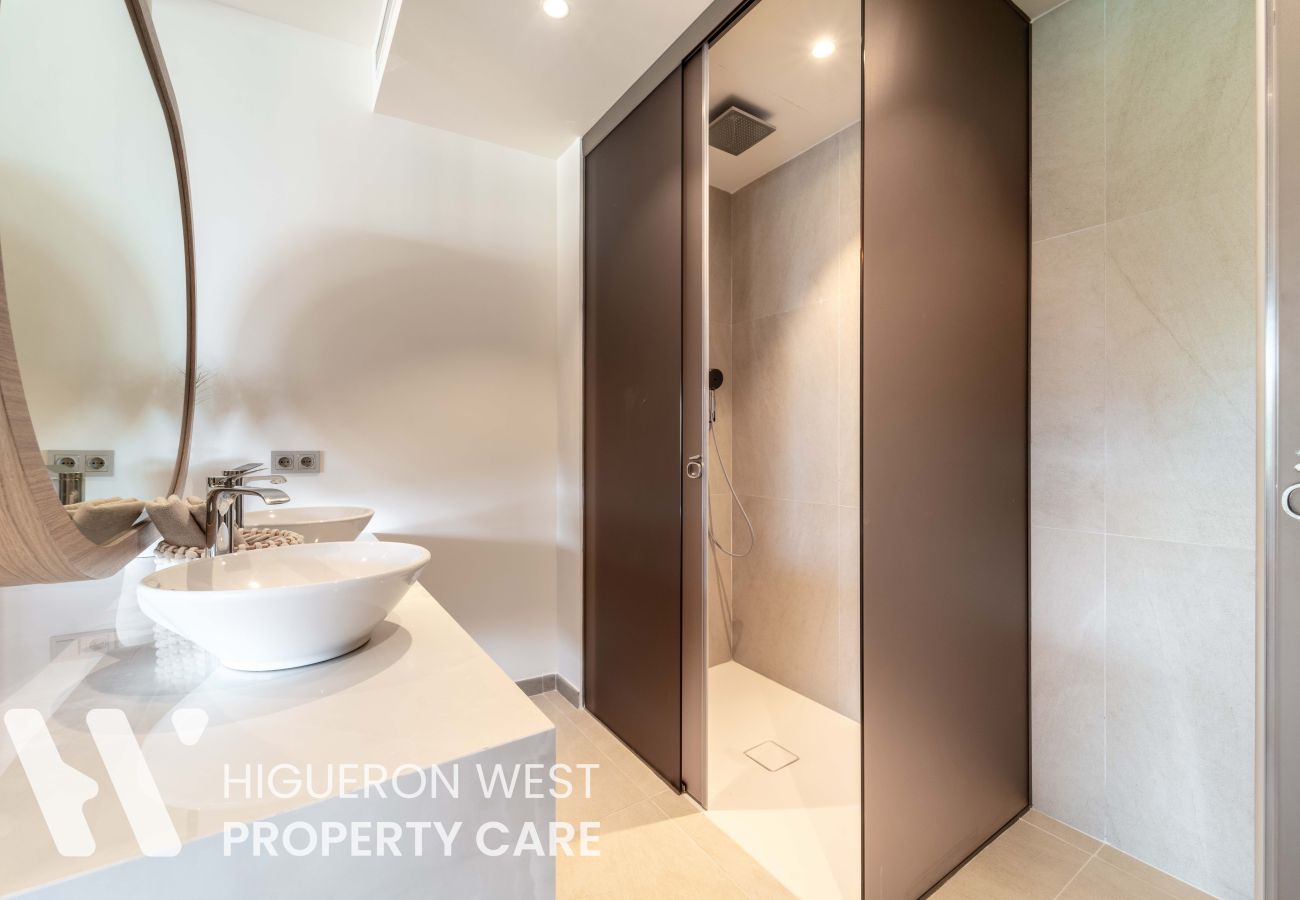 Apartment in Fuengirola - The Horizon Pool Terrace by HWPC